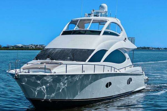 Lazzara Yachts  Yacht For Sale