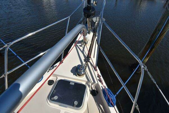 Island Packet 349 Yacht For Sale