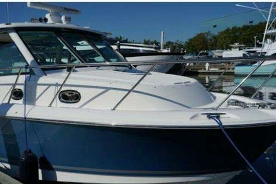 Boston Whaler  Yacht For Sale