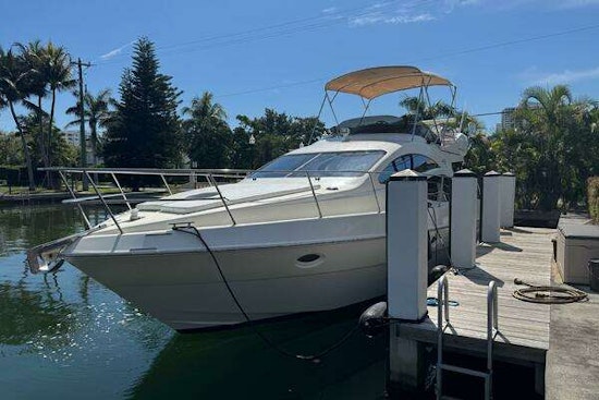 Azimut 42 Fly Yacht For Sale