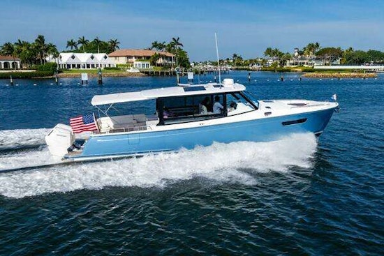 MJM 4 Yacht For Sale