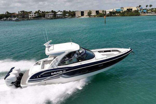 Formula 350 Crossover Bowrider OB Yacht For Sale