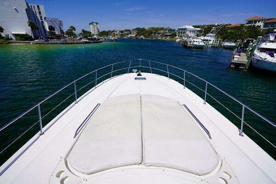 Sea Ray Sundancer Yacht For Sale