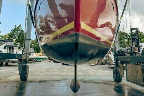 Beneteau 43 Yacht For Sale