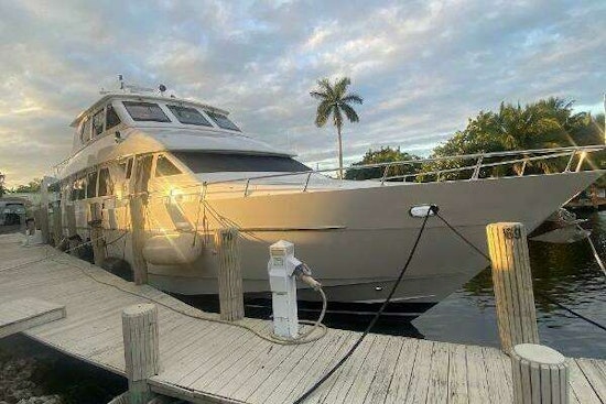 Hargrave Sky Lounge Yacht For Sale