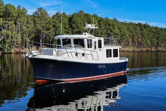 American Tug 34 Yacht For Sale