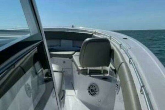 Sportsman 352 Yacht For Sale