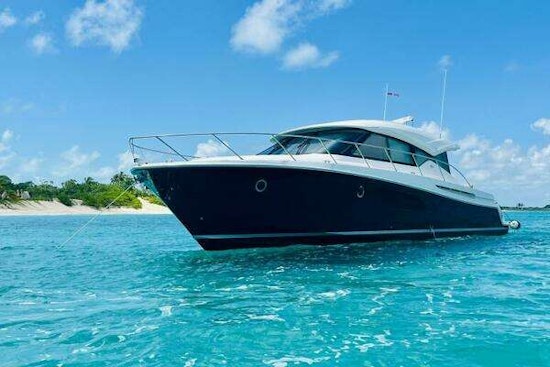 Tiara Yachts 53 Coupe Yacht For Sale