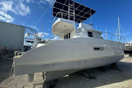 Fountaine Pajot  Yacht For Sale