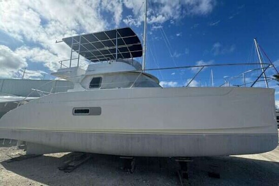 Fountaine Pajot  Yacht For Sale