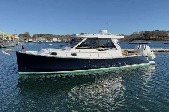 True North 34 Outboard Express Yacht For Sale