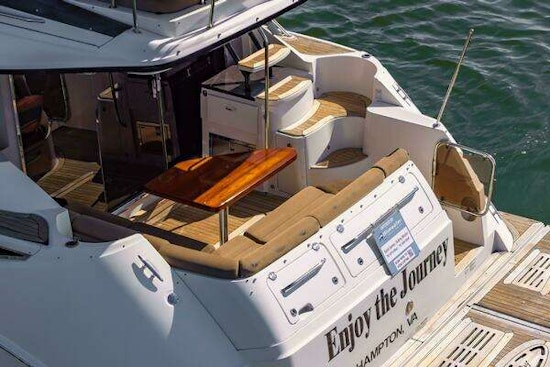 Sea Ray 510 Fly Yacht For Sale