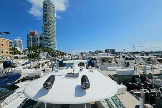 Sea Ray 500 Sundancer Yacht For Sale