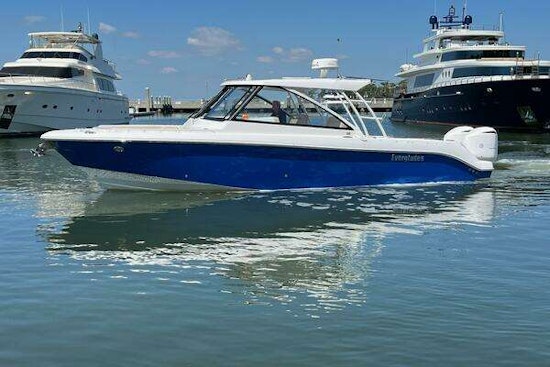 Everglades 340 Dual Console Yacht For Sale