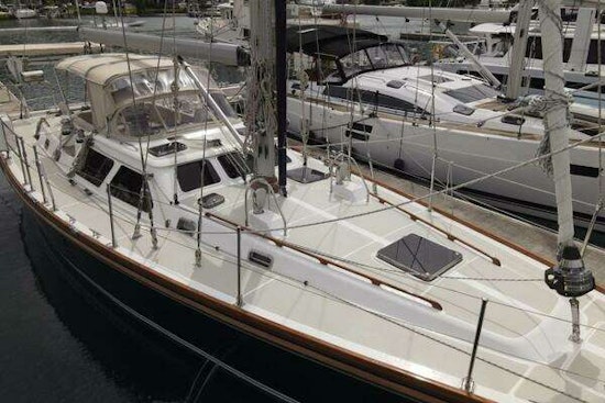 Hylas  Yacht For Sale