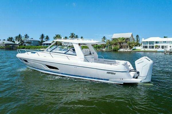 Intrepid 438 Evolution Yacht For Sale