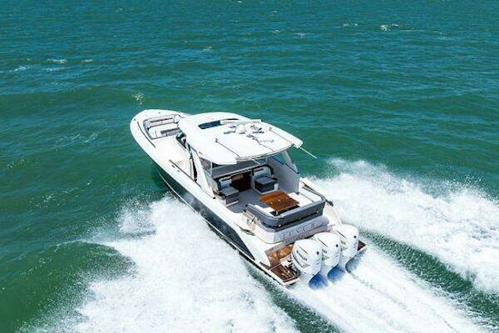 Tiara Sport LS Yacht For Sale