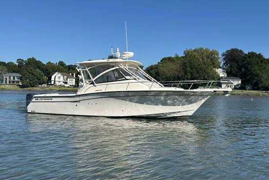 Grady-White 330 Express Yacht For Sale