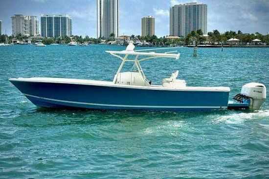 Regulator 34 Center Console Yacht For Sale