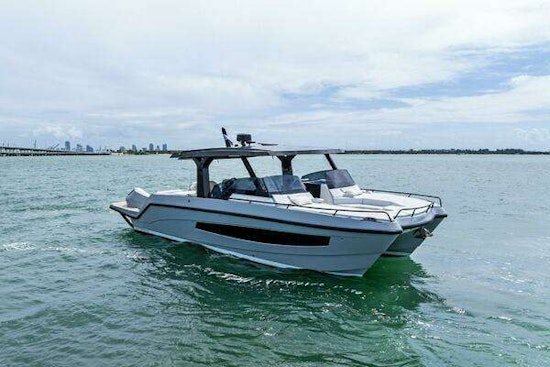 Tesoro T38 Power Cat Yacht For Sale