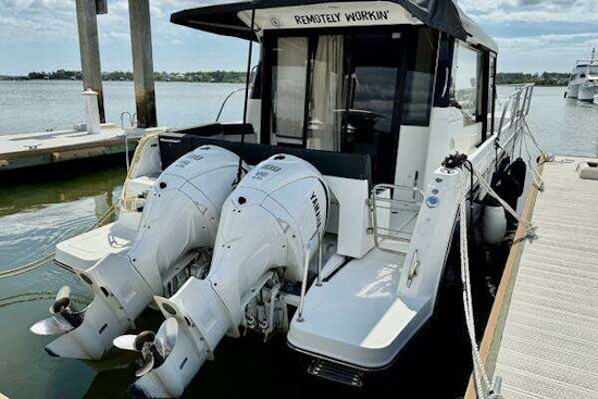 Jeanneau NC 1095 Coupe Yacht For Sale