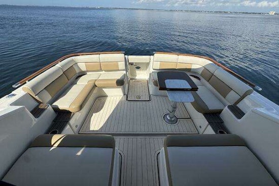 Tiara Yachts 3100 Coronet Yacht For Sale