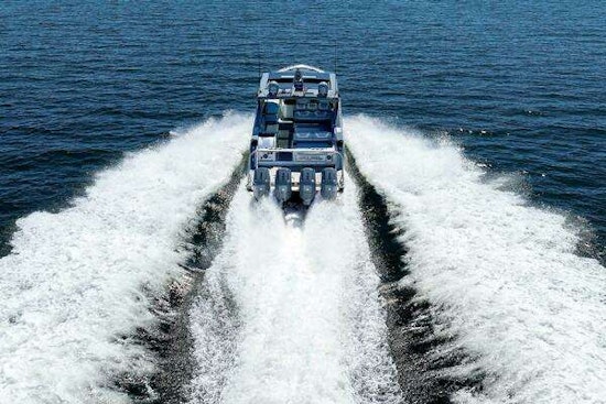Formula 430 Super Sport Crossover Yacht For Sale