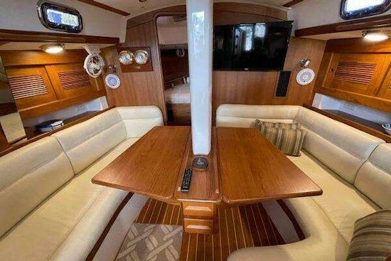 Tartan 395 Yacht For Sale
