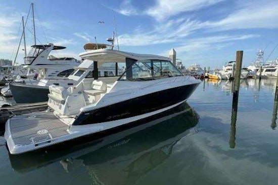 Regal Grand Coupe Yacht For Sale