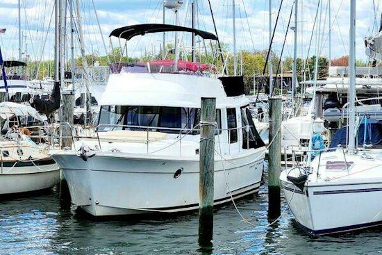Beneteau 34 Swift Trawler Yacht For Sale