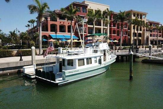 Pacific Trawler 40 Flybridge Yacht For Sale