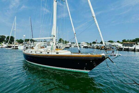 Little Harbor 46 Center Cockpit Yacht For Sale