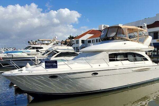 Meridian 411 Sedan Yacht For Sale