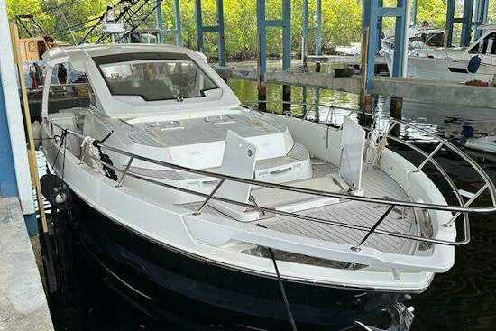Azimut 40 Verve Yacht For Sale