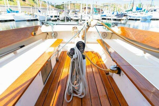 Alerion  Yacht For Sale