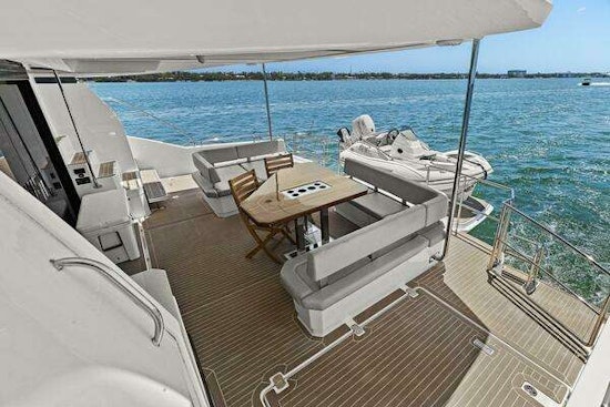 Leopard 53 Powercat Yacht For Sale