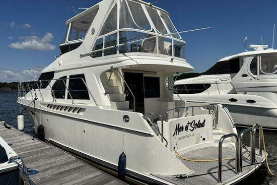 Ocean Alexander 45 Sedan Yacht For Sale