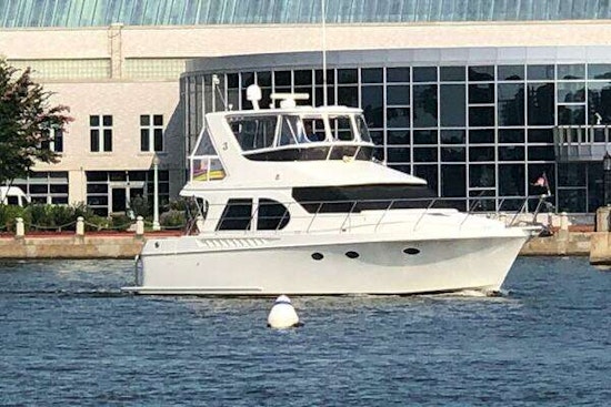Ocean Alexander 45 Sedan Yacht For Sale