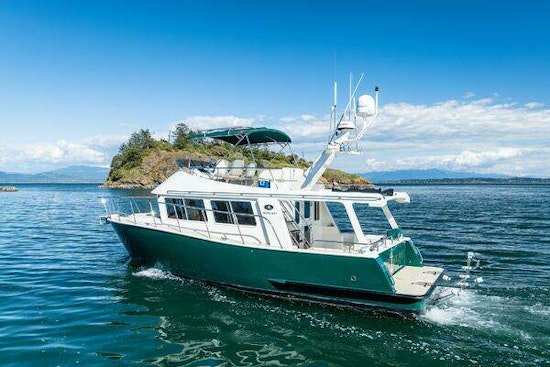 Coastal Craft 400 IPS Yacht For Sale