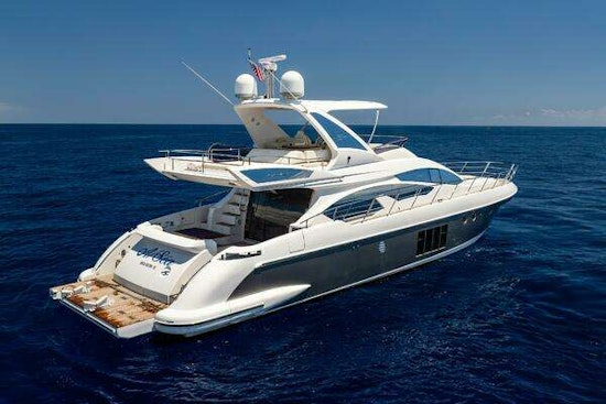 Azimut 64 Flybridge Yacht For Sale