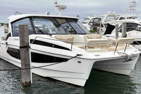 Aquila 36 Yacht For Sale