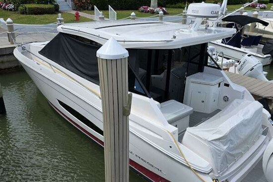 Regal 36 XO Yacht For Sale