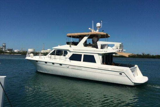 Navigator 5300 Yacht For Sale