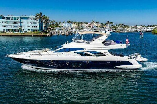 Azimut 62 EVOLUTION FLY Yacht For Sale