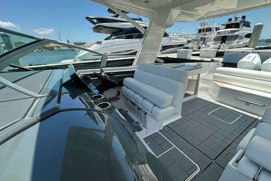 Aviara 360 OB Yacht For Sale