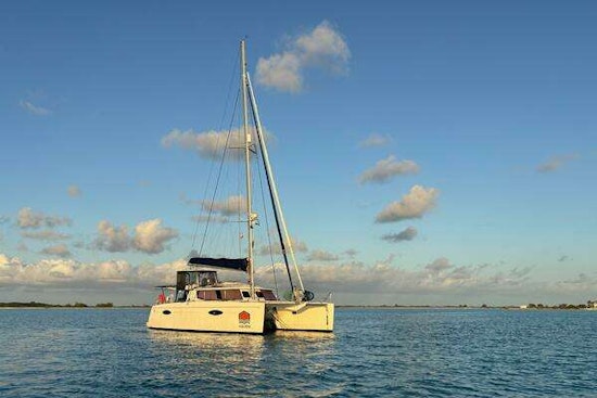 Fountaine Pajot Helia 44 Yacht For Sale