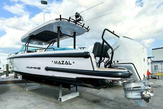 Axopar 37 Sun Top Yacht For Sale