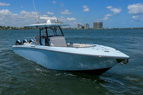 Fountain CC Yacht For Sale