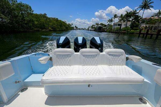 Fountain CC Yacht For Sale
