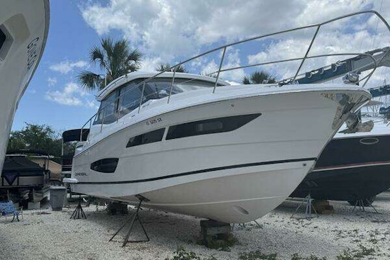 Regal 38 XO Yacht For Sale